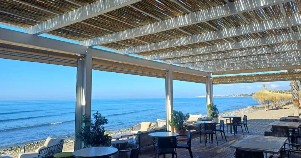 Stunning views to enjoy a lunch or dinner under the pergola