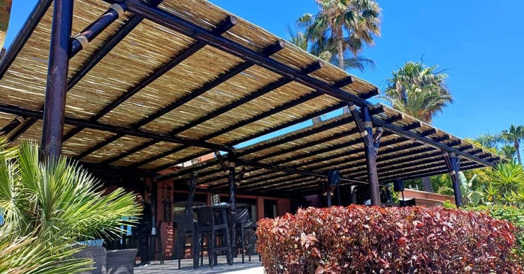 Cape Reed Timber pergola at Tikitano by Besaya Restaurant